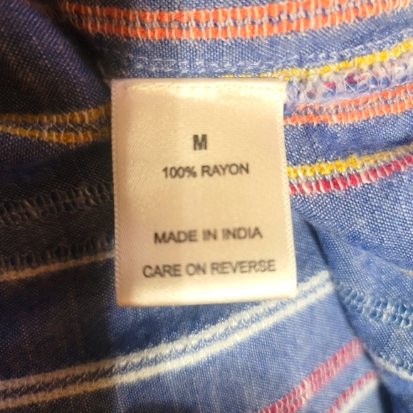 ⚘️Striped casual top M⚘️ - Picture 4 of 5